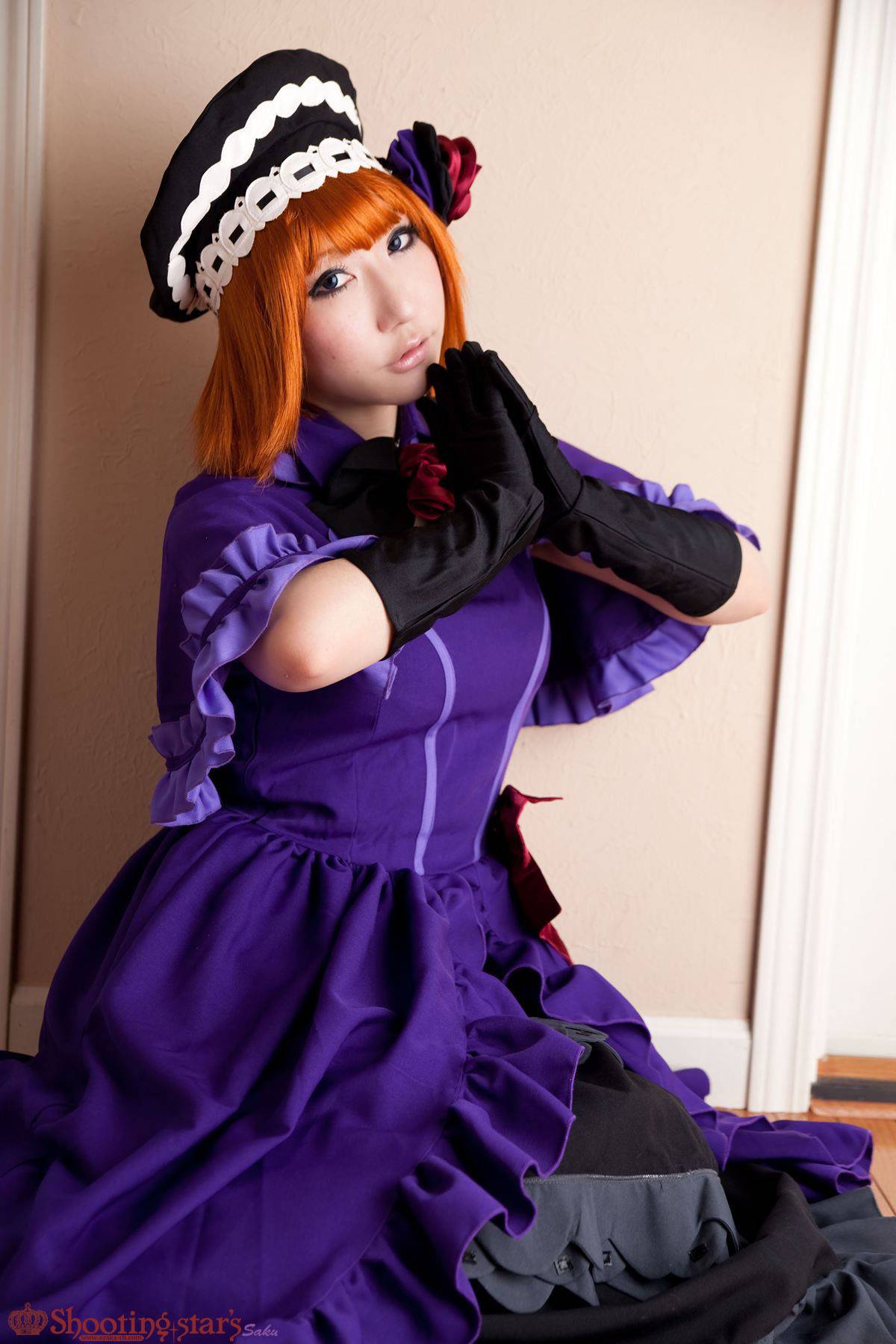 "Khi tinh thể mèo" Eve Beadoliche sống C o s p l a y