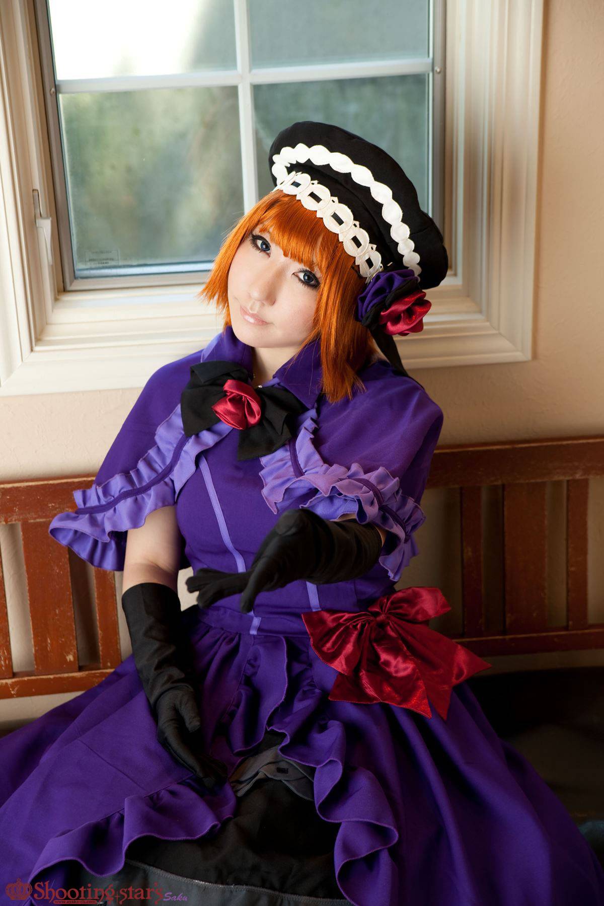 "Khi tinh thể mèo" Eve Beadoliche sống C o s p l a y