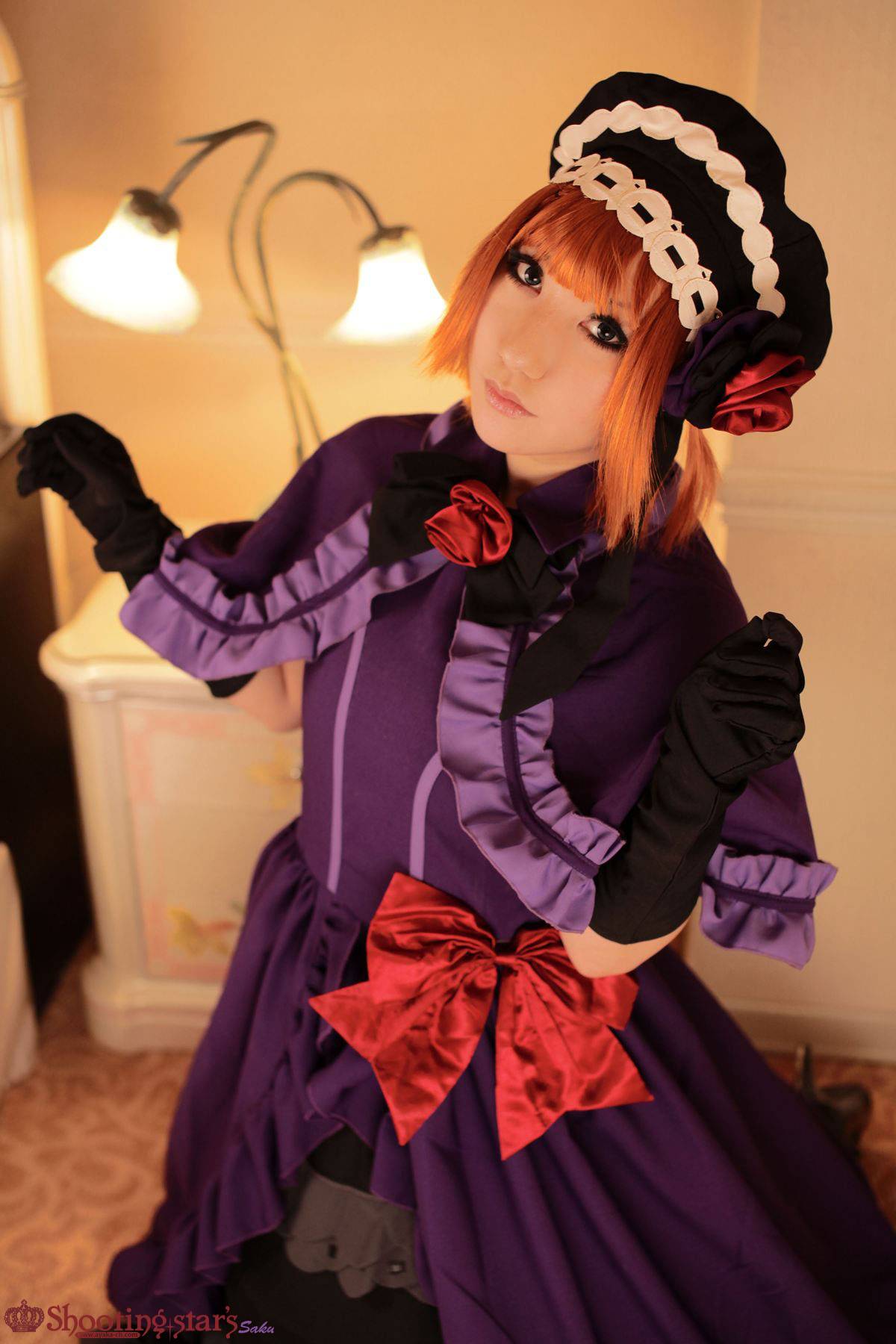 "Khi tinh thể mèo" Eve Beadoliche sống C o s p l a y