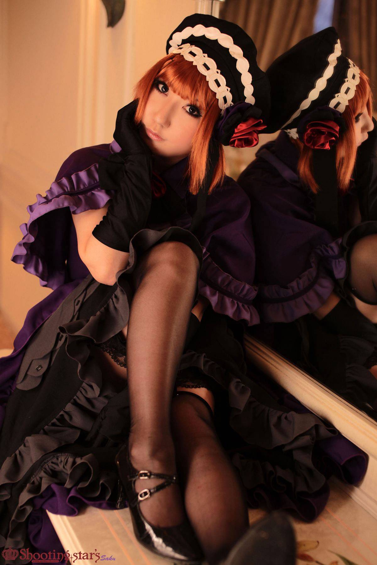 "Khi tinh thể mèo" Eve Beadoliche sống C o s p l a y