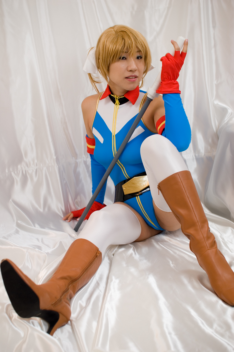 [Net hoa] Leotard đang tỏa sáng