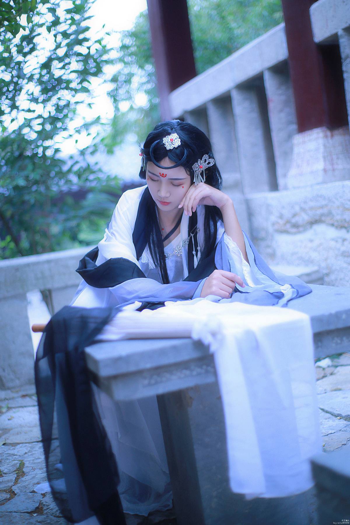 "Cốt truyện Crane" Tôi sẽ chỉ gặp bạn và C O S P L A Y