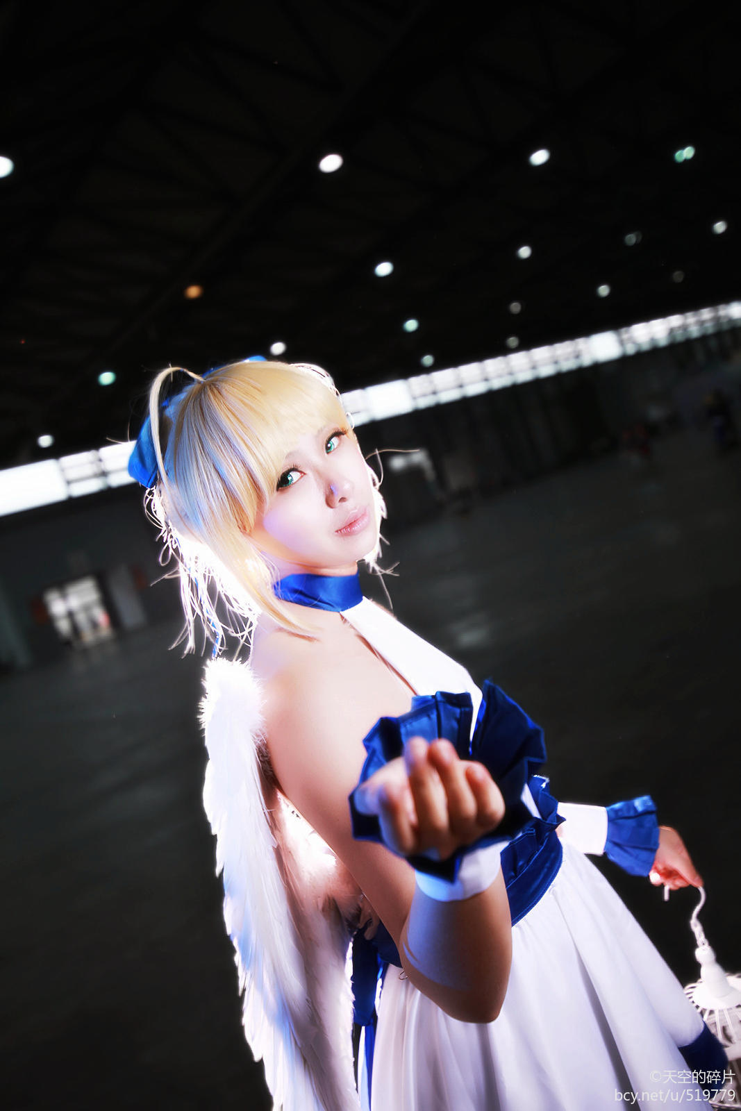 "Fate Grand Order" Saber Minh họa trang phục thiên thần c o s p l a y