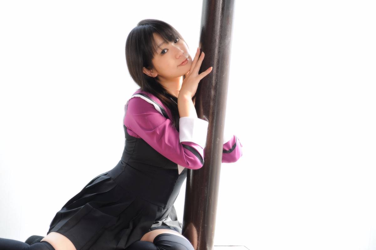 [Sô cô la thô] Các cô gái mặc đồng phục