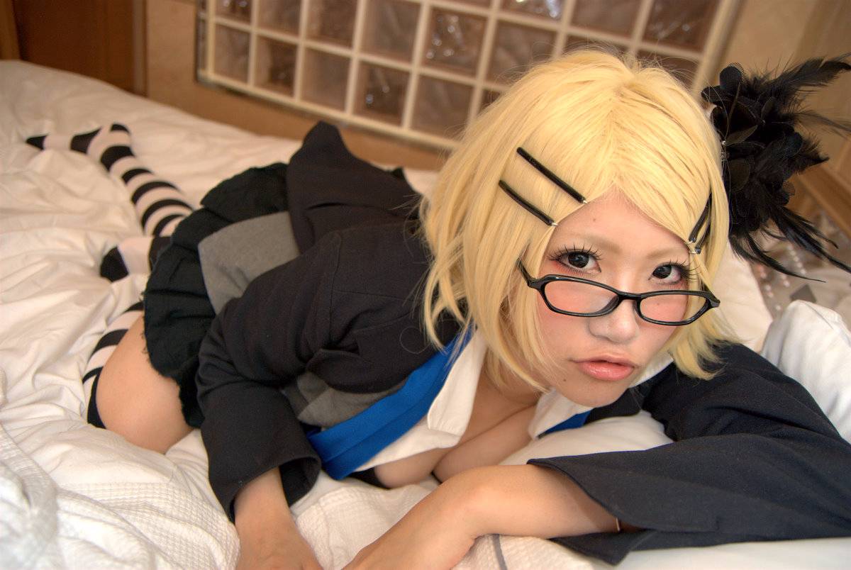 [từ một bông hồng] Dazai Garo 3