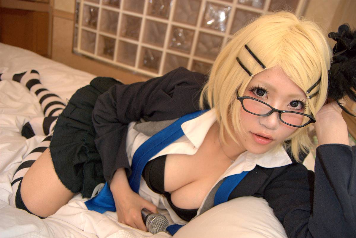 [từ một bông hồng] Dazai Garo 3