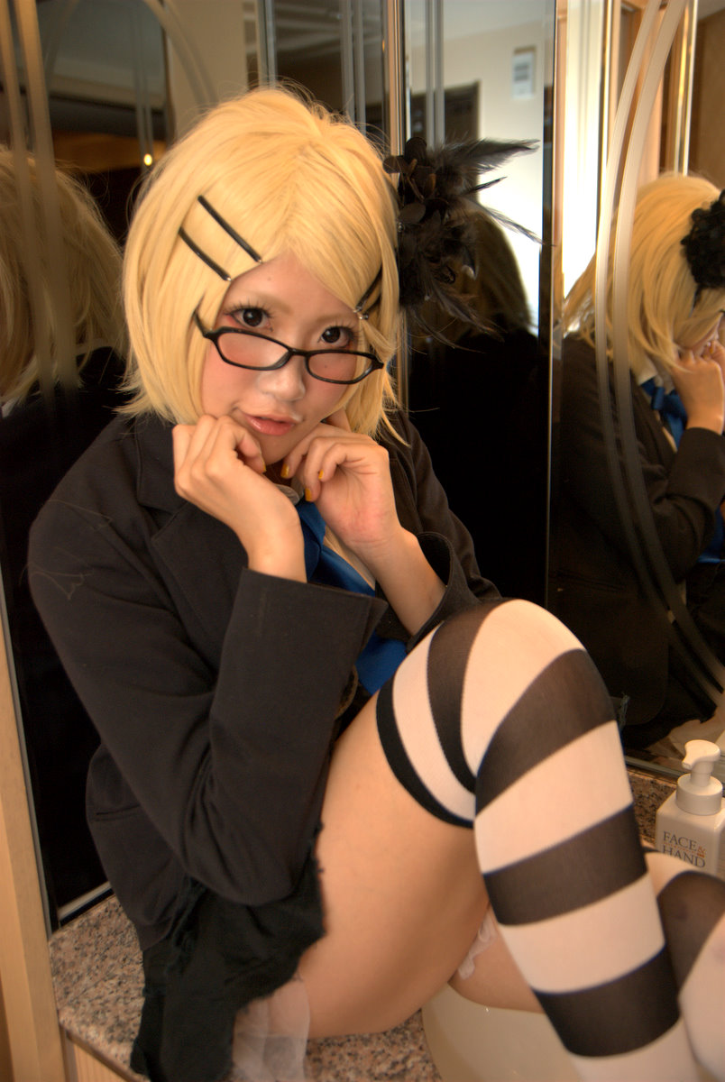 [từ một bông hồng] Dazai Garo 3