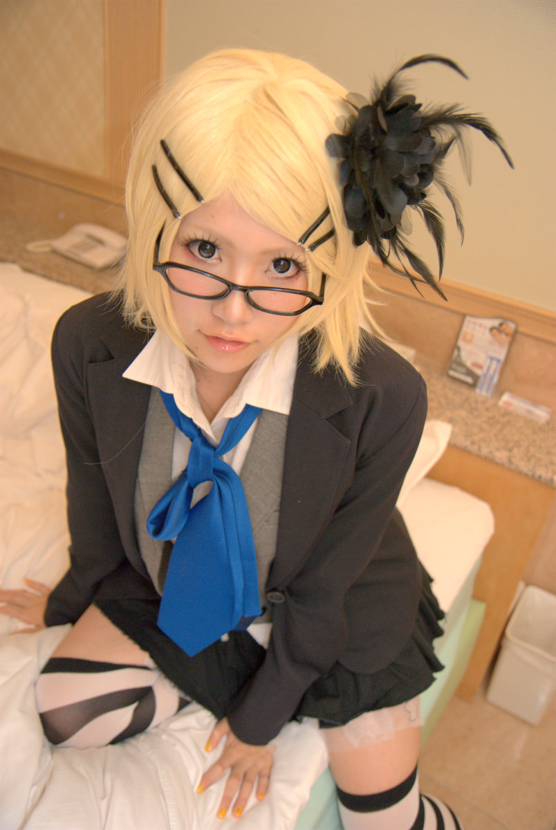 [từ một bông hồng] Dazai Garo 3