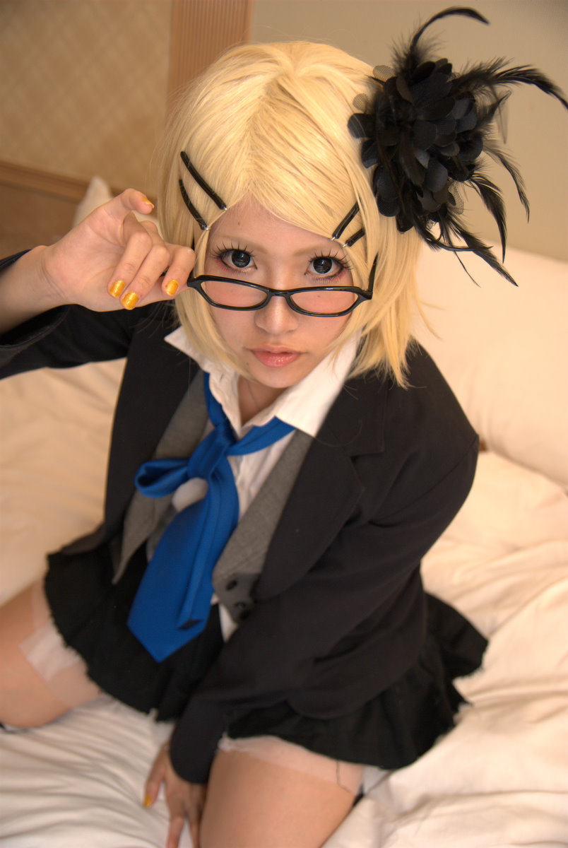 [từ một bông hồng] Dazai Garo 3