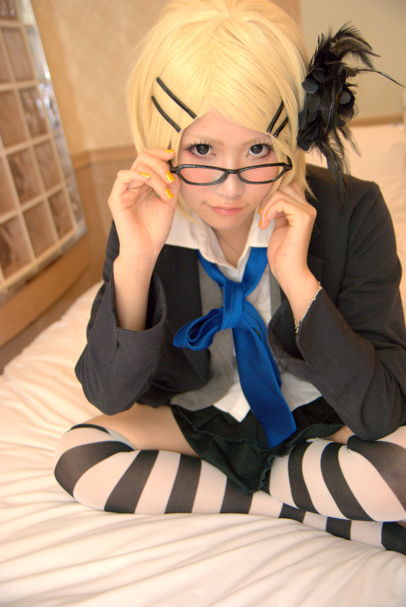 [từ một bông hồng] Dazai Garo 3