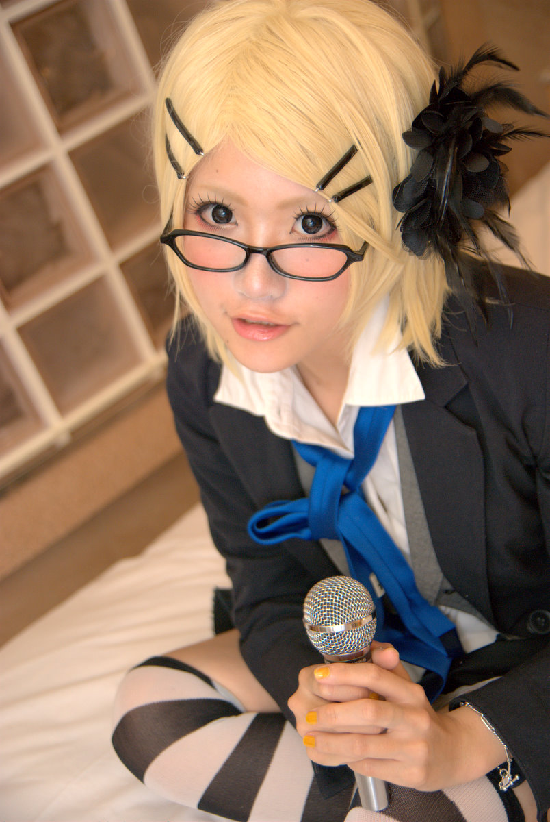 [từ một bông hồng] Dazai Garo 3