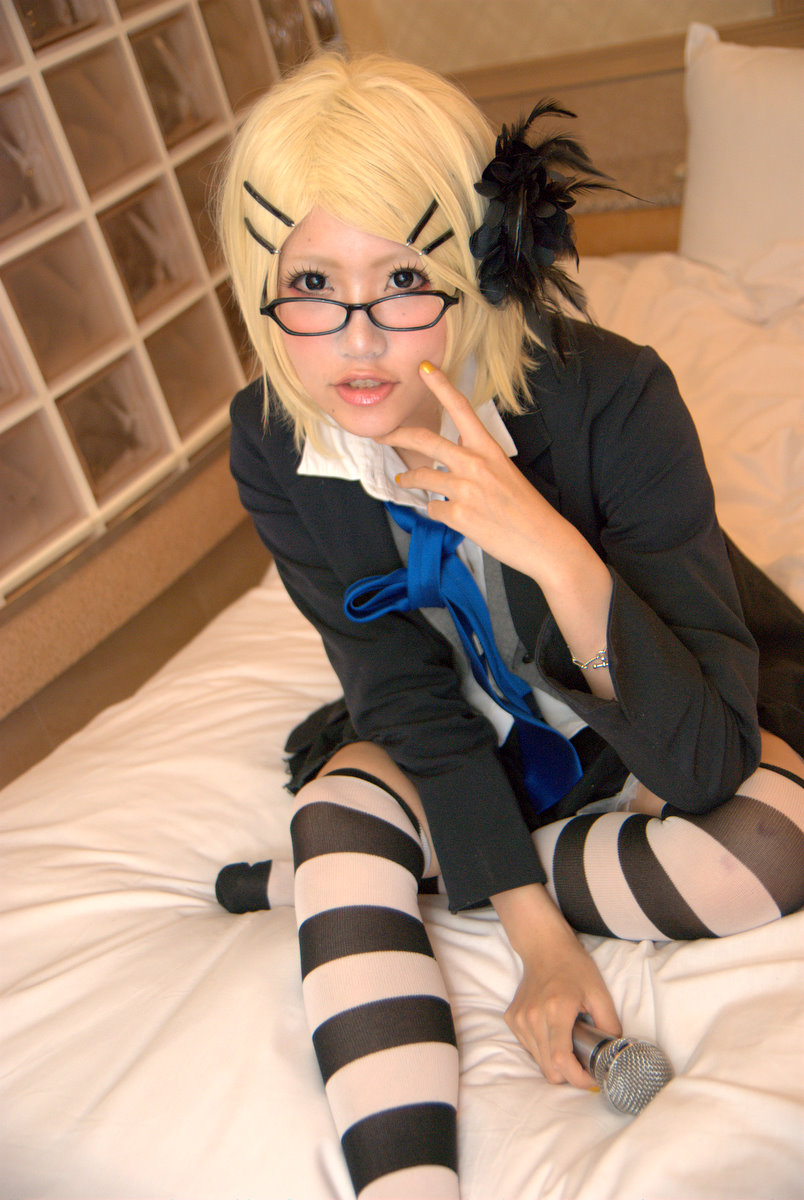 [từ một bông hồng] Dazai Garo 3