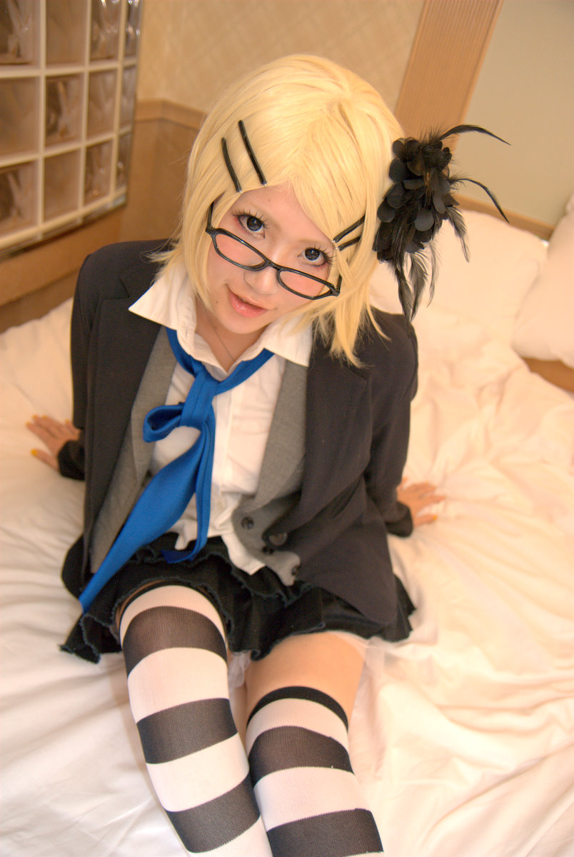 [từ một bông hồng] Dazai Garo 3