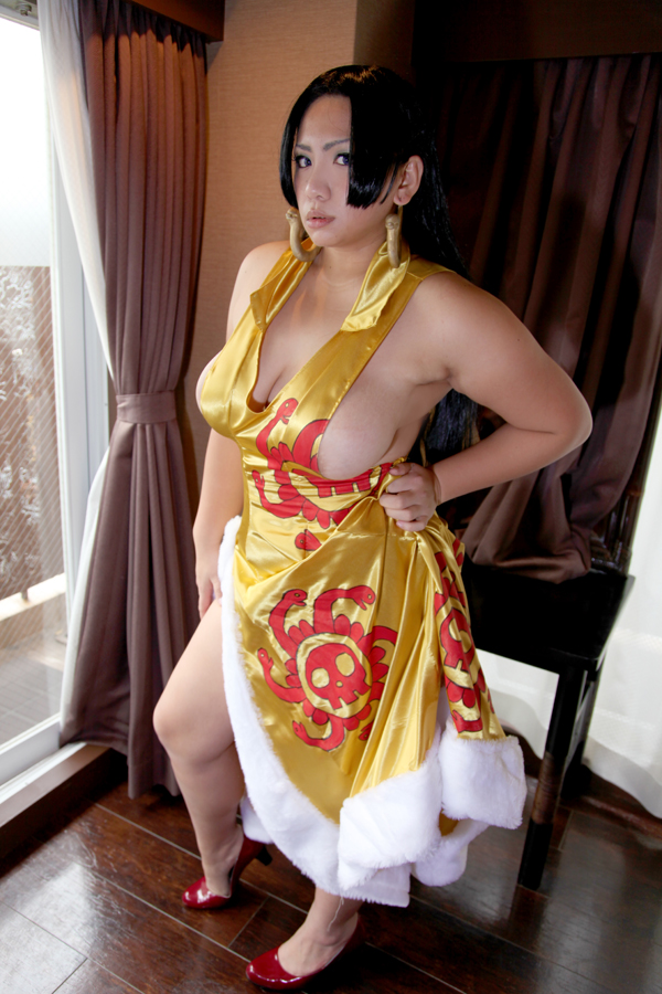 [Mariposa Luz de la Luna] Tình yêu là một cơn bão