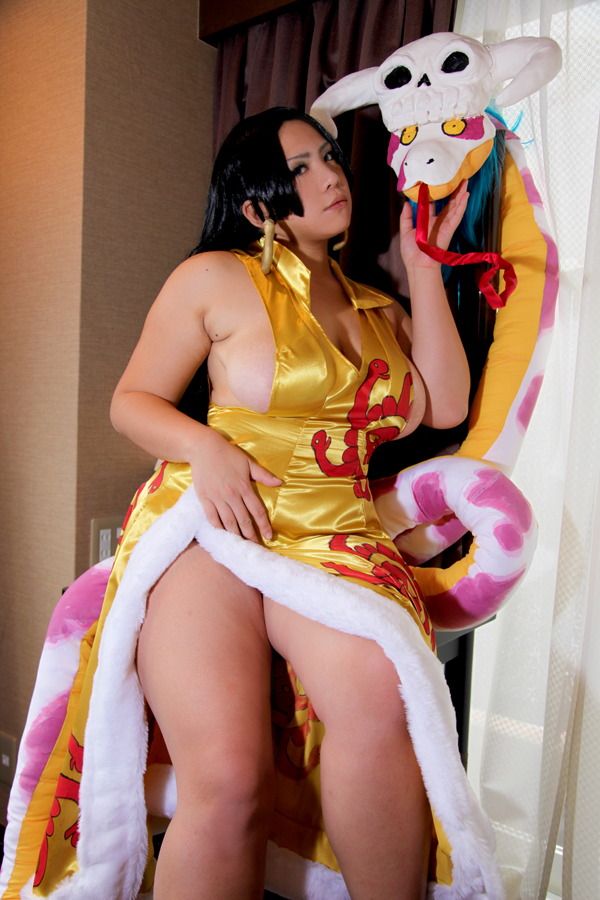 [Mariposa Luz de la Luna] Tình yêu là một cơn bão