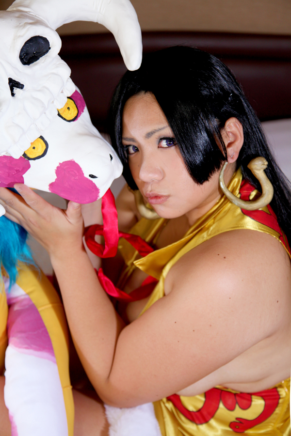 [Mariposa Luz de la Luna] Tình yêu là một cơn bão