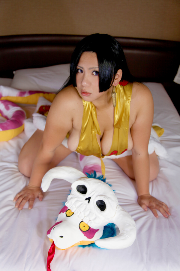 [Mariposa Luz de la Luna] Tình yêu là một cơn bão