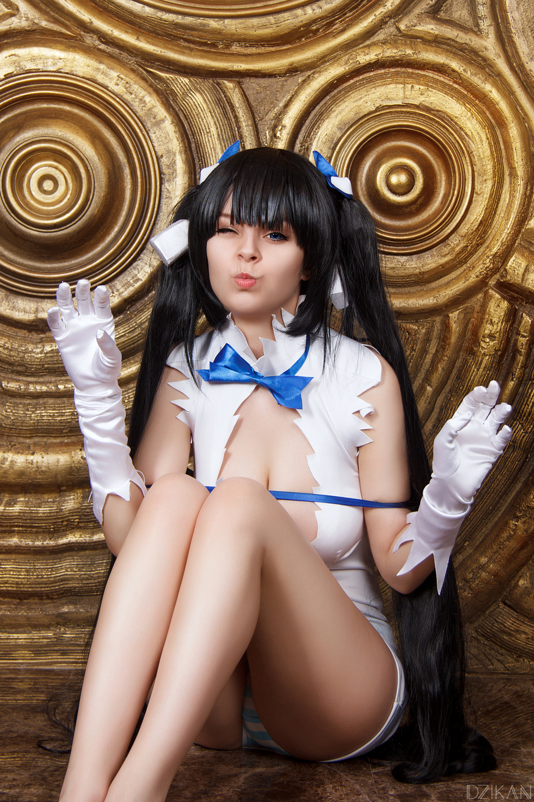 [Debarmonica] Danmachi - Hestia Cosplay của Helly von Valentine