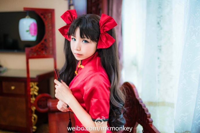 "Đêm béo" Tosaka rin ngày Valentine Red Cheongsam