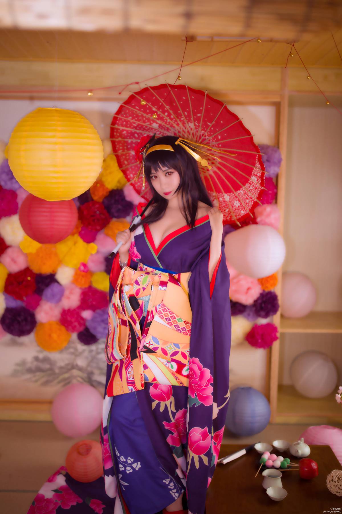 "Phương pháp nuôi dưỡng một nữ thủ lĩnh người qua đường" Kazuiki Shiyu, chị gái của phiên bản Maiko C o s p l a y