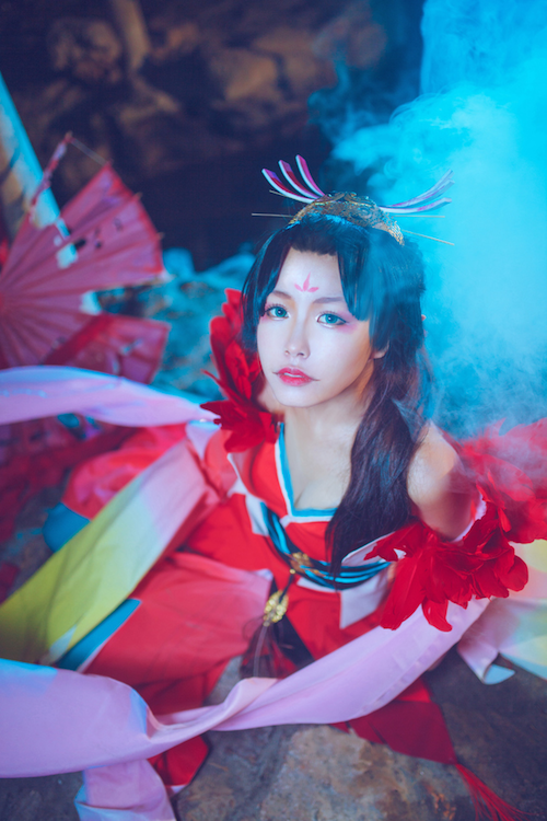 "Trò chơi di động Onmyoji" Phoenix Fire c o s p l a y