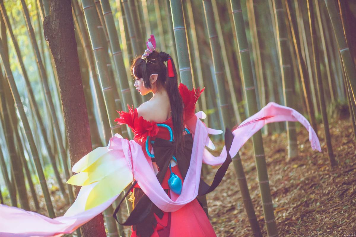 "Trò chơi di động Onmyoji" Phoenix Fire c o s p l a y