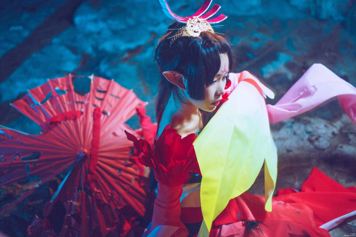 "Trò chơi di động Onmyoji" Phoenix Fire c o s p l a y