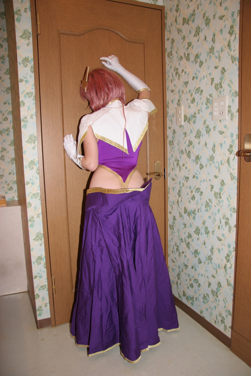 [Gurugurumy] Phiên bản thứ hai của cuốn sách ảnh SM mềm của Diva of the Death (giả)