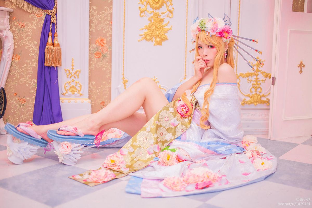 "Yan Han" Yoshihara Anri (Young White Courtesan) c o s p l a y