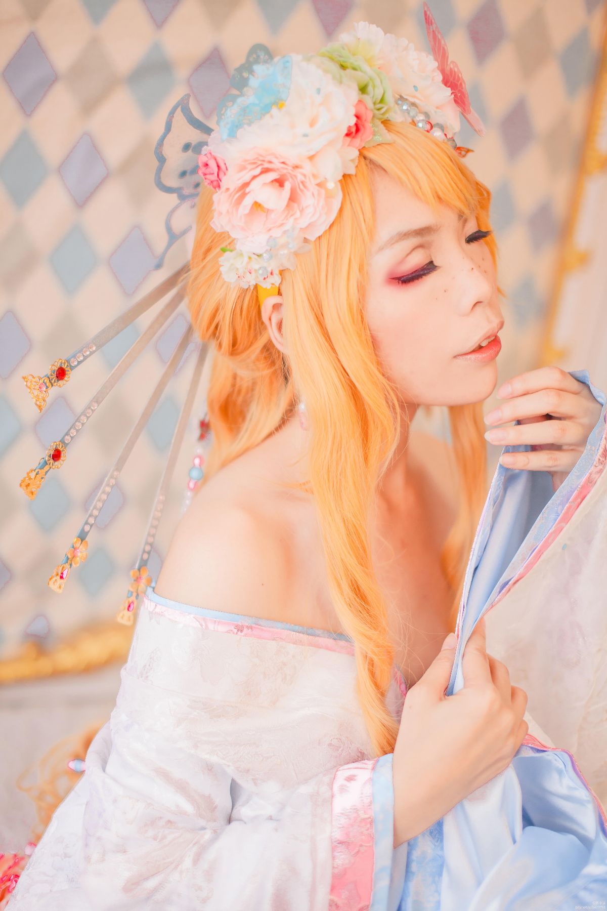 "Yan Han" Yoshihara Anri (Young White Courtesan) c o s p l a y