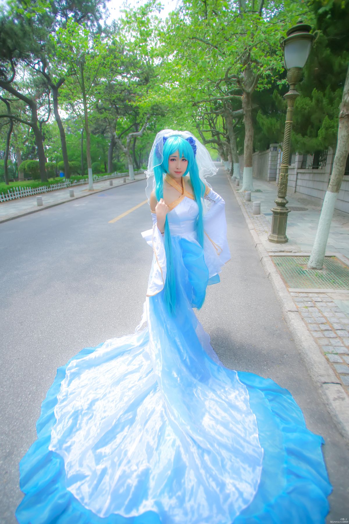 "Vocaloid" Miku Demon King Huajie c o s p l a y