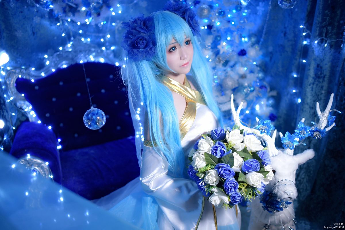 "Vocaloid" Miku Demon King Huajie c o s p l a y