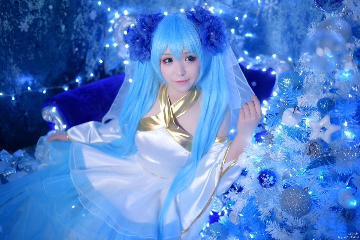 "Vocaloid" Miku Demon King Huajie c o s p l a y