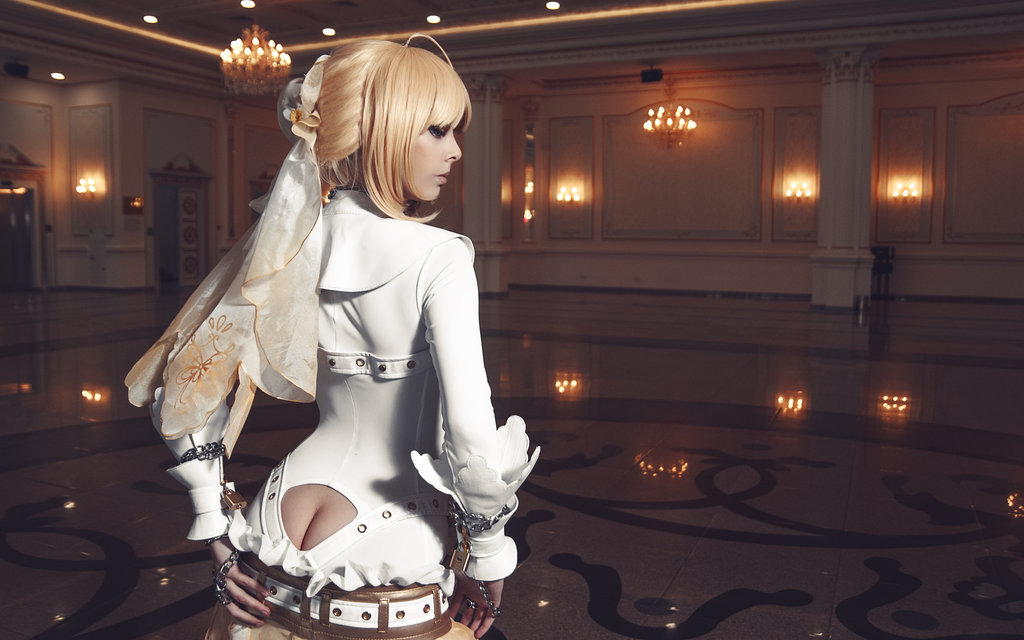 [Debarmonica] Saber Bride Cosplay của Helly von Valentine