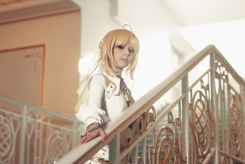 [Debarmonica] Saber Bride Cosplay của Helly von Valentine
