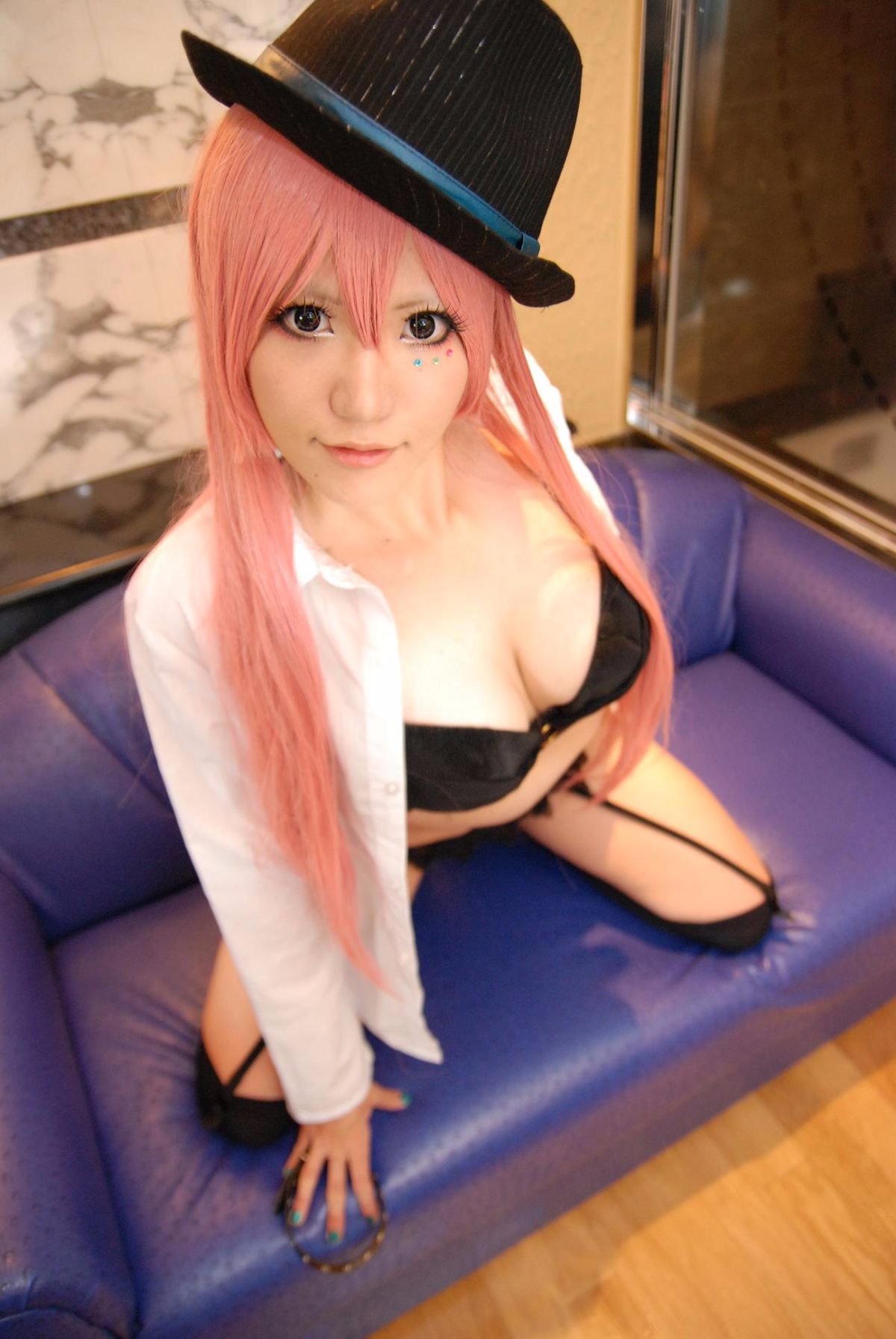 [Từ một bông hồng] Dazai Garo