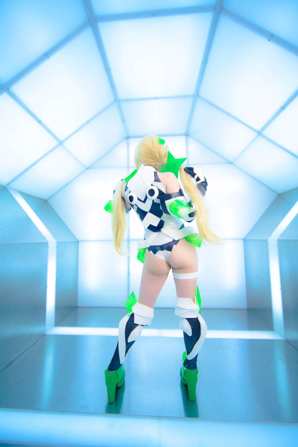 [Chợ Tsukiji (Uotani Gupiko)] bị trục xuất thiên đường