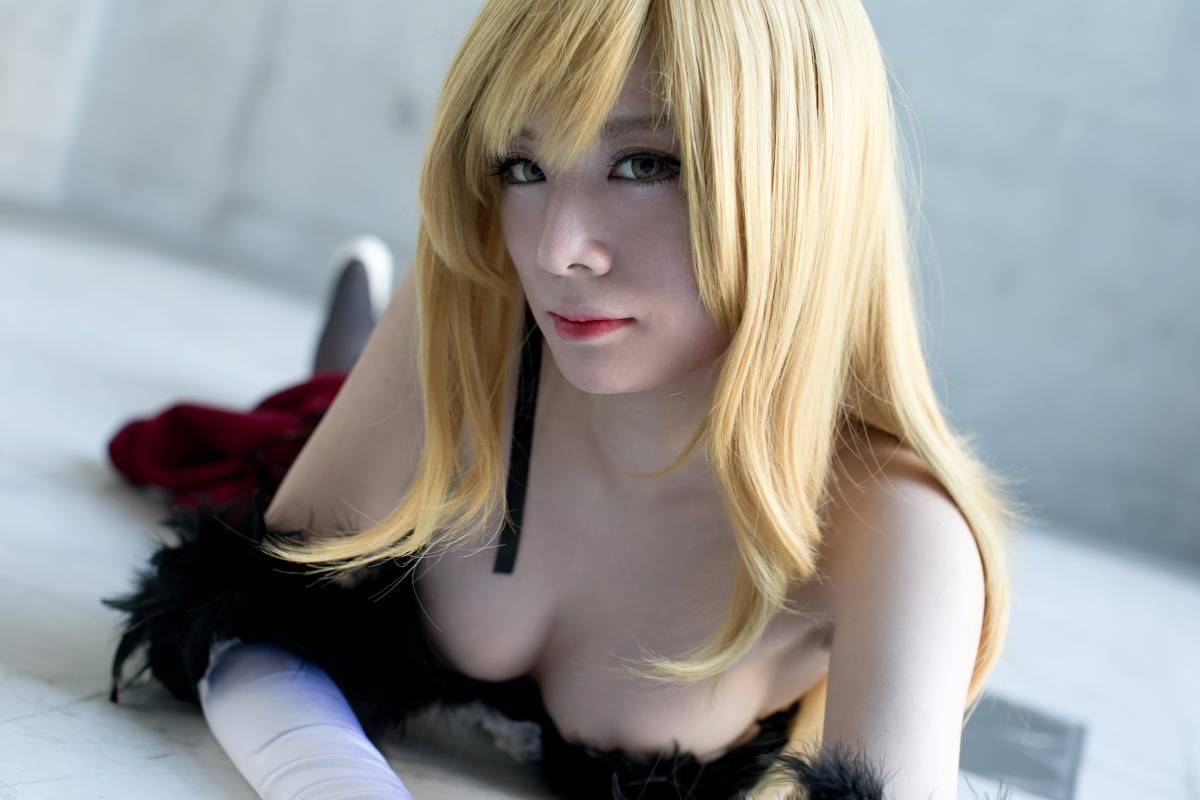 "Câu chuyện về vết thương" Kisshot c o s p l a y