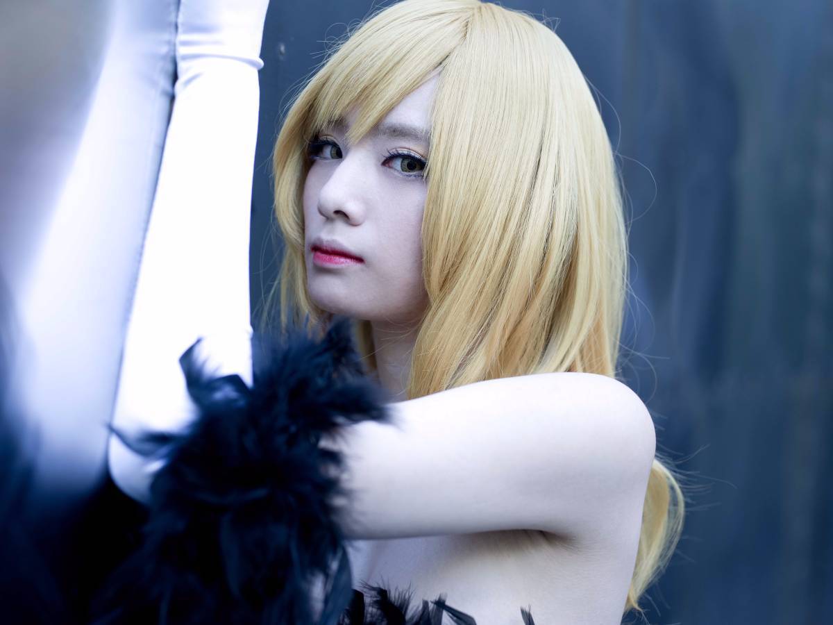 "Câu chuyện về vết thương" Kisshot c o s p l a y