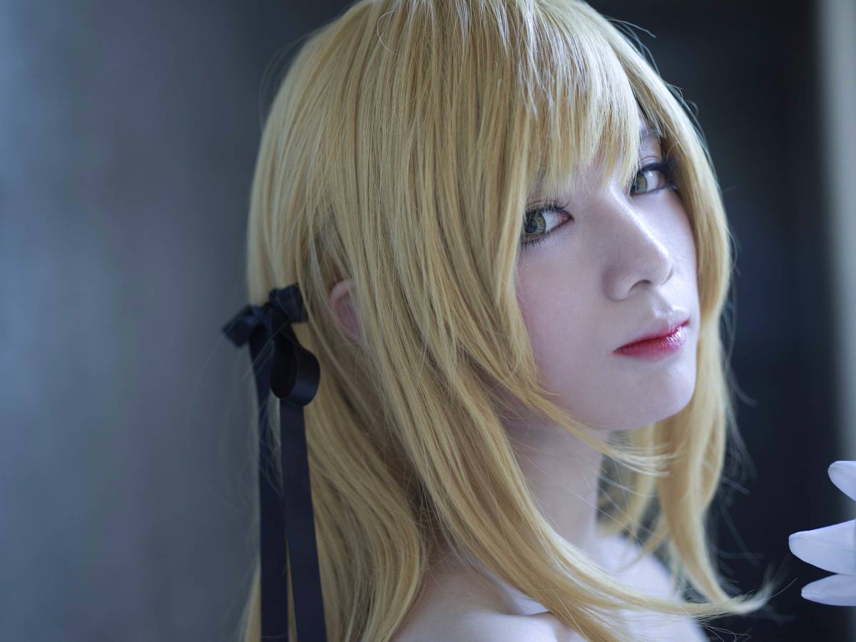 "Câu chuyện về vết thương" Kisshot c o s p l a y