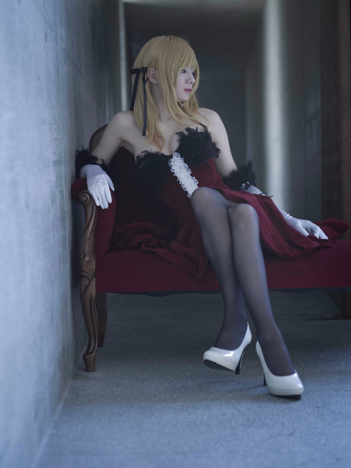 "Câu chuyện về vết thương" Kisshot c o s p l a y