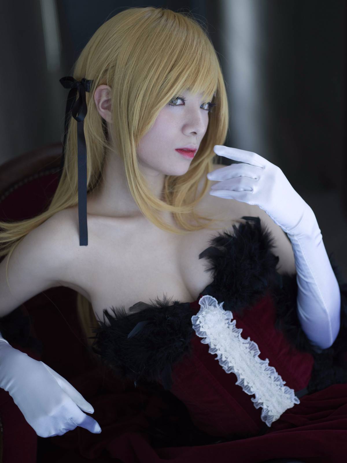 "Câu chuyện về vết thương" Kisshot c o s p l a y