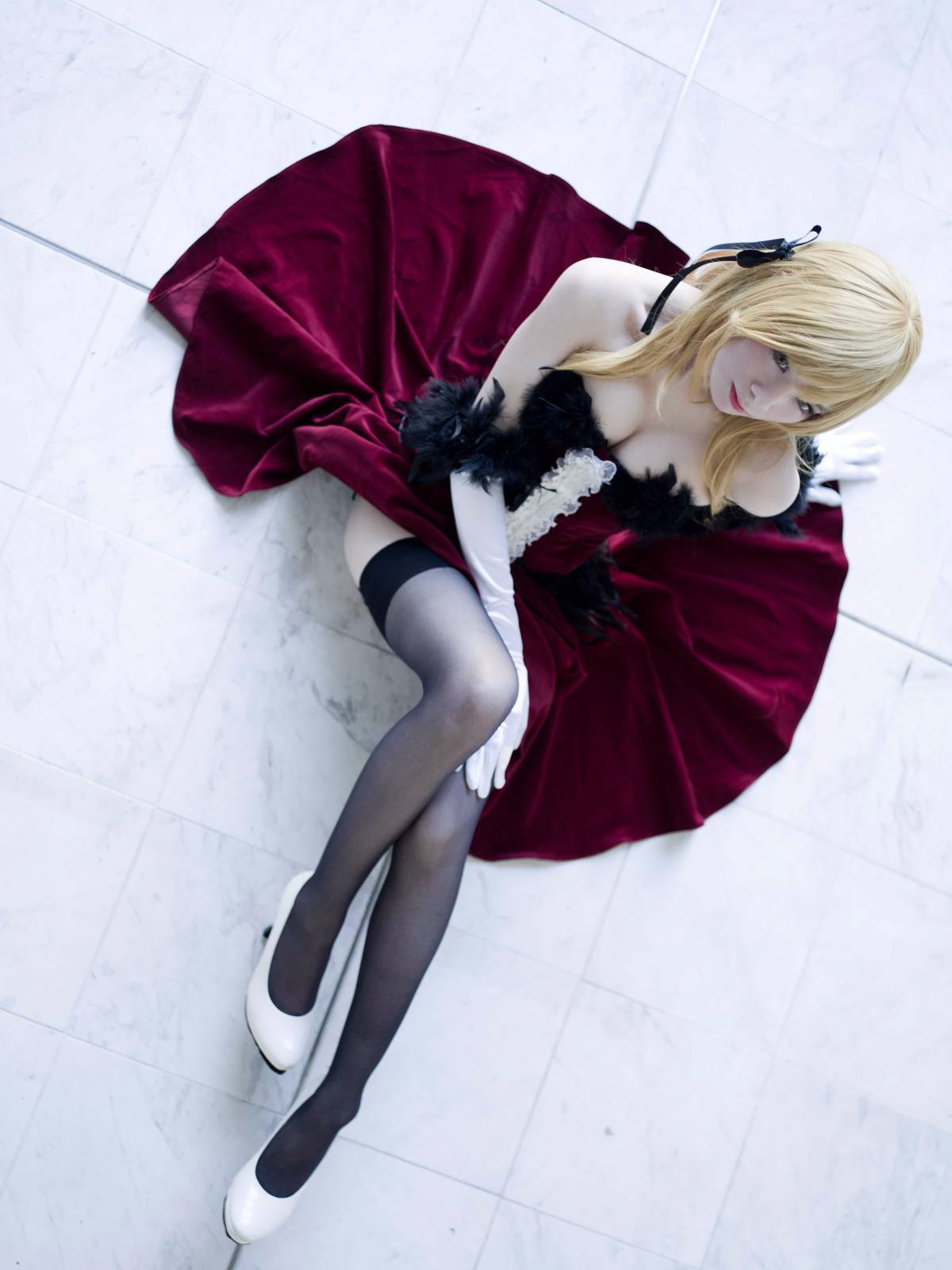 "Câu chuyện về vết thương" Kisshot c o s p l a y