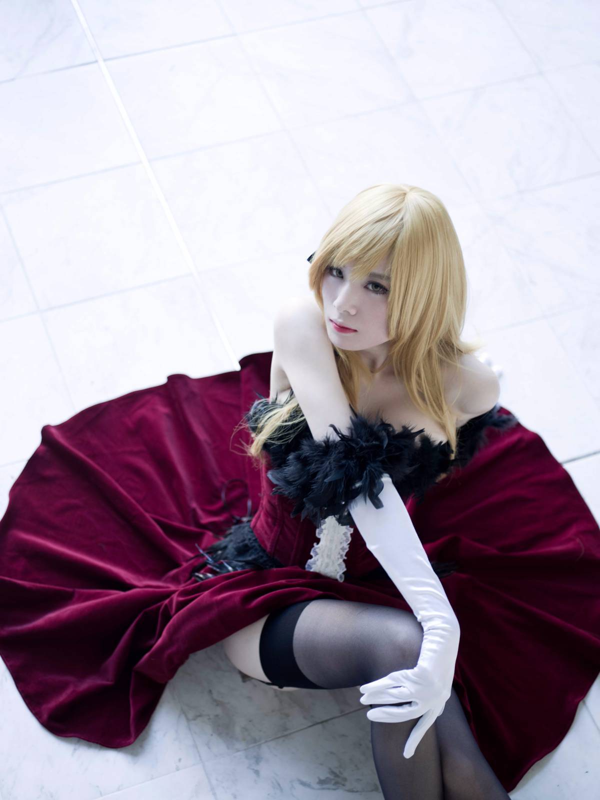 "Câu chuyện về vết thương" Kisshot c o s p l a y