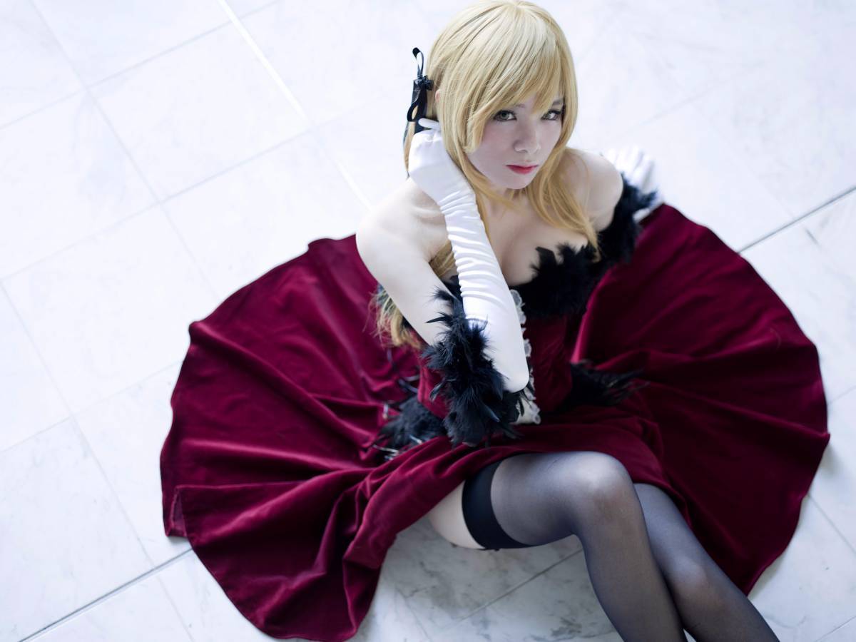 "Câu chuyện về vết thương" Kisshot c o s p l a y