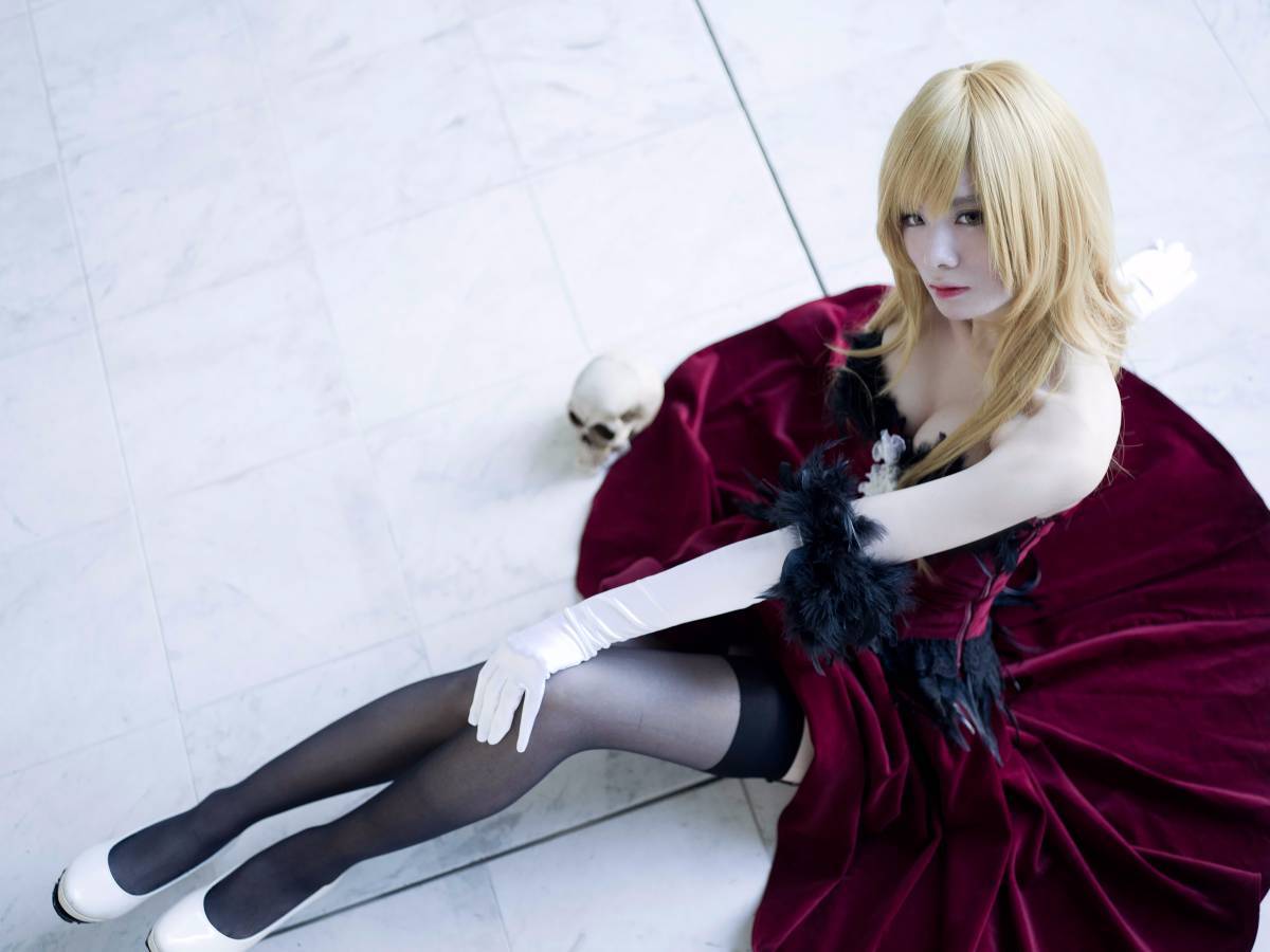 "Câu chuyện về vết thương" Kisshot c o s p l a y