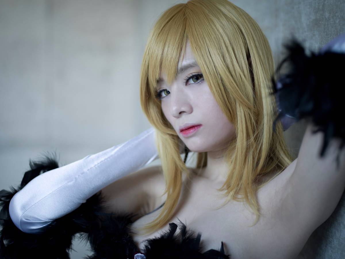 "Câu chuyện về vết thương" Kisshot c o s p l a y