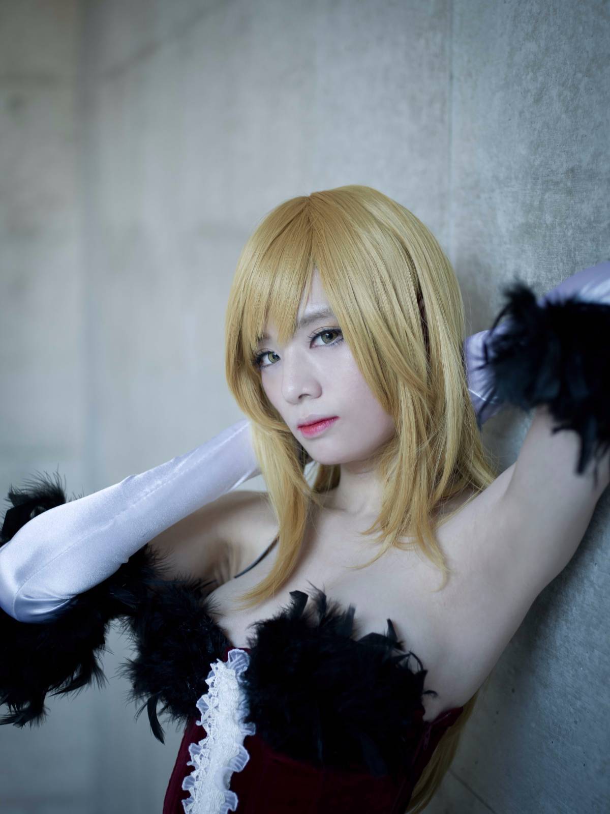 "Câu chuyện về vết thương" Kisshot c o s p l a y