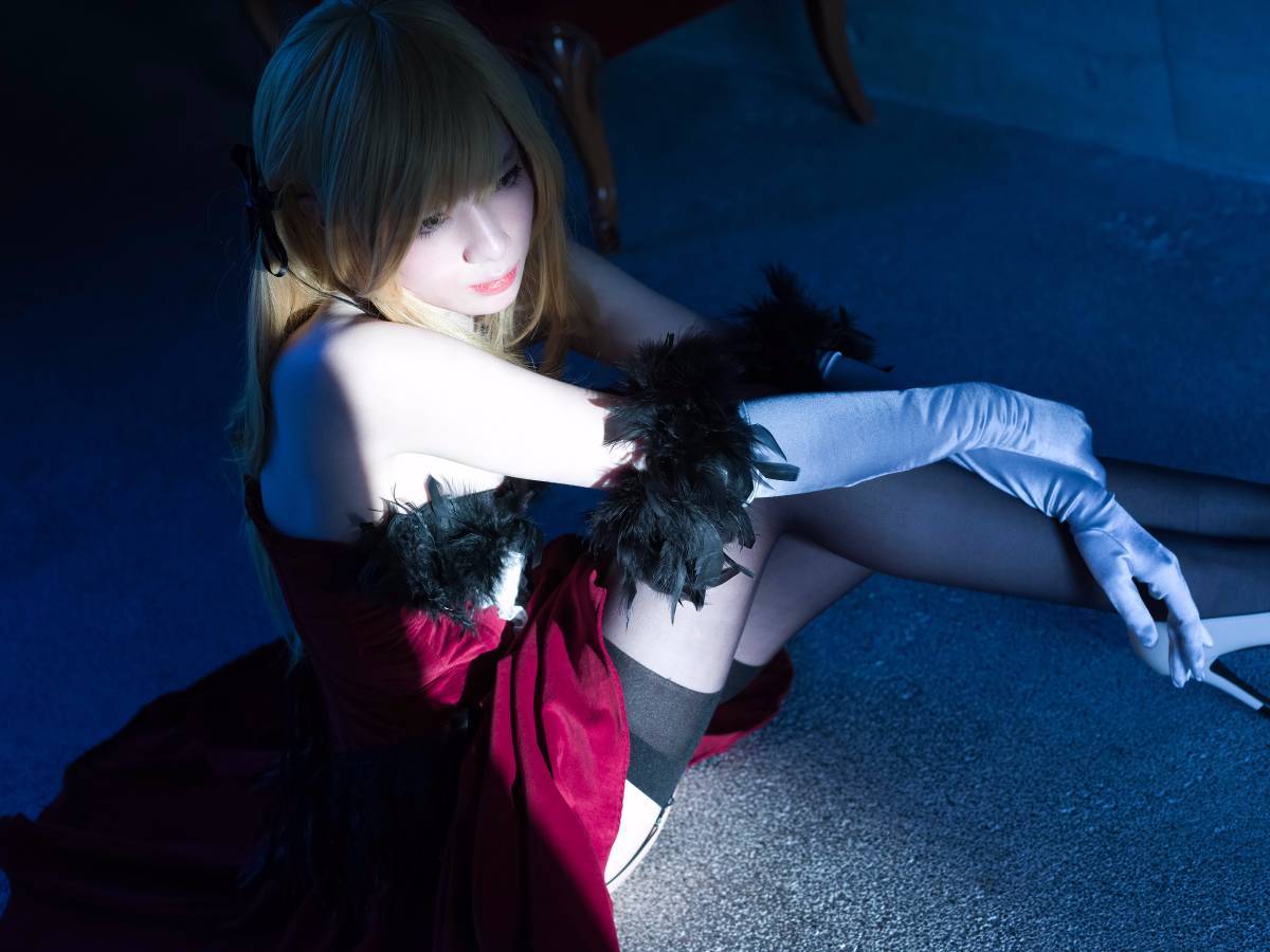 "Câu chuyện về vết thương" Kisshot c o s p l a y