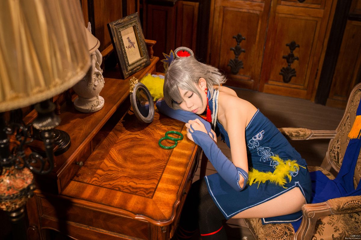 "Vocaloid China" Luo Tianyi's Life giống như một giấc mơ · ca sĩ c o s p l a y